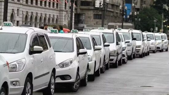 Taxistas de SP devem atualizar taxímetros até o dia 20 de outubro