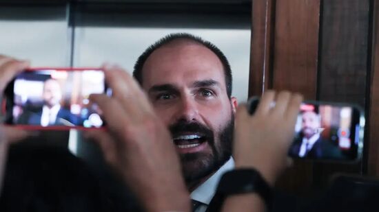 Deputado federal Eduardo Bolsonaro vive hoje nos Estados Unidos