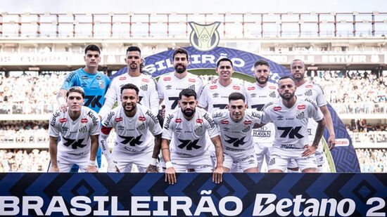 Santos e Atlético-MG se enfrentam, neste domingo, no Brasileirão Série A