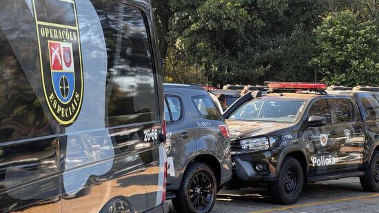 Até o momento, três pessoas foram presas, entre eles, o homem conhecido como "diabo loiro"