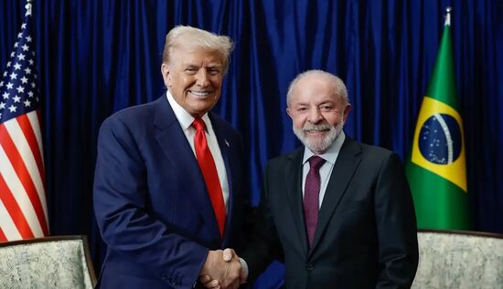 Trump e Lula mostram boa sintonia política em reunião que durou quase uma hora