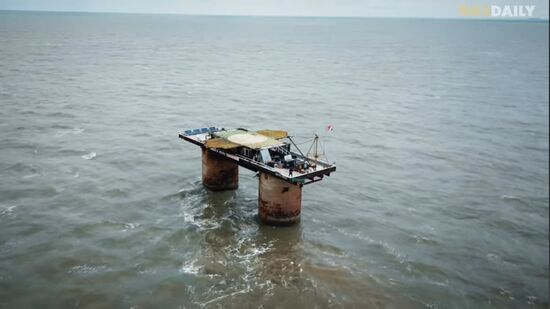 O território autoproclamado se financia com a venda de títulos de nobreza pela internet