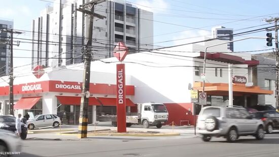 As grandes redes de farmácia concentram a maior parte das vendas