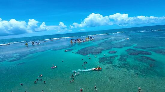 Porto de Galinhas recebe mais de um milhão de turistas por ano, segundo a Empetur