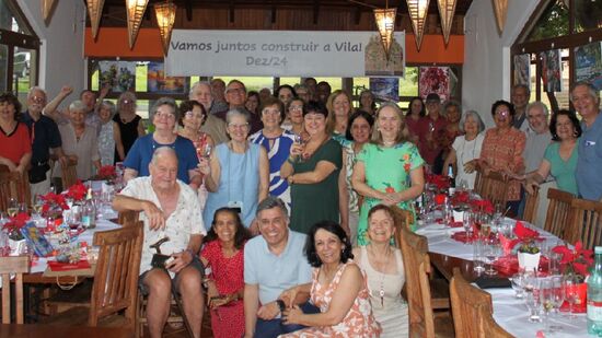 Amigos transformaram o sonho de envelhecer juntos em realidade com a criação da Vila ConViver