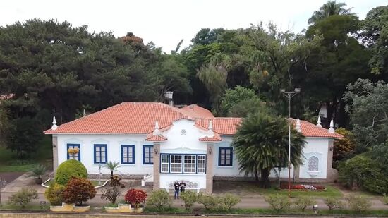 Fazendas centenárias mantêm arquitetura e tradições do período do café