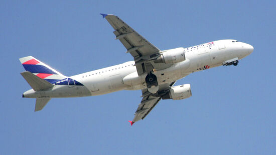 Função em mais de 200 países identifica ofertas e cria combinações ideais a partir de uma frase do viajante