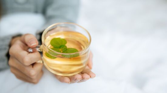 Uma bebida natural capaz de apoiar o corpo, reduzir o inchaço e fortalecer a saúde diariamente