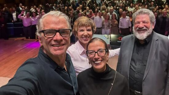 Bernardinho, Vanique, Ana Claudia e Cortella durante evento no Teatro B32