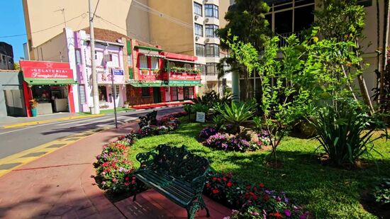 Cidade carrega clima europeu e até tem a própria versão da Fontana di Trevi