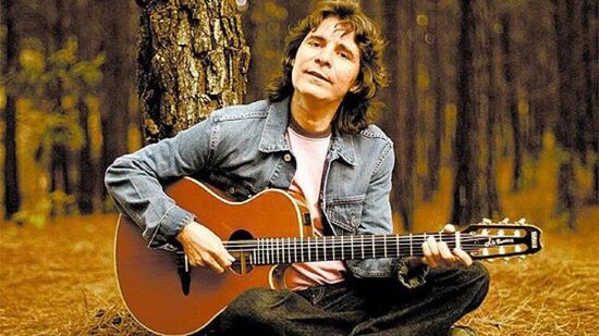 Cantor Lô Borges, ícone da MPB, marcou sua história no País