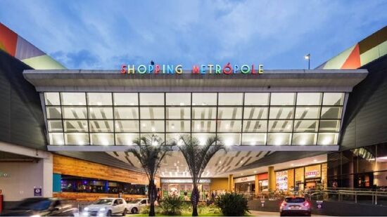 Entre os destaques da programação, a praça central recebe uma roda gigante que promete tirar o fôlego dos visitantes