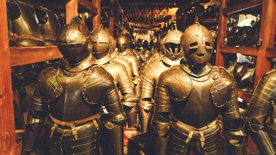 A resposta parece simples, mas divide estudiosos entre poder e permanência