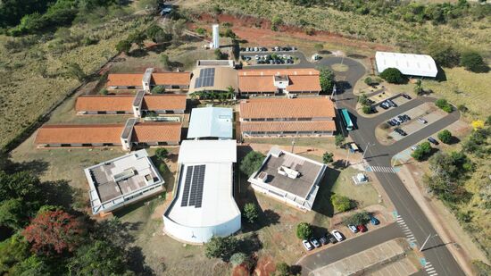 Processo seletivo inclui funções administrativas, de laboratório e área da saúde