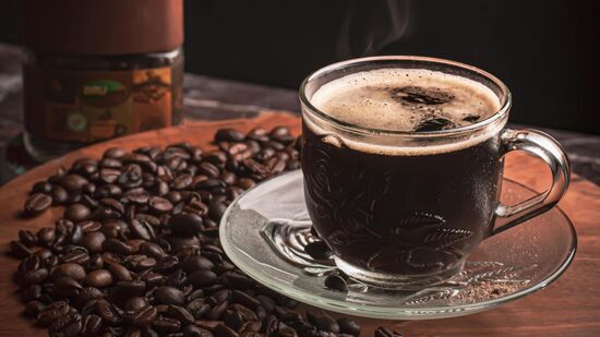 Descubra a escala ABIC e saiba quais impurezas e defeitos são tolerados nos cafés tradicionais e extra fortes.