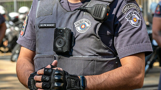 Sistema penitenciário recebeu, em média, R$ 1.221 para cada R$ 4.877 investidos nas polícias