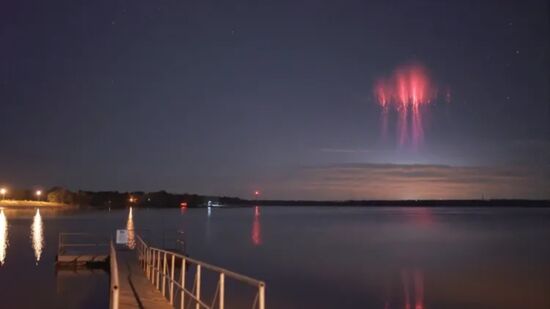 Fenômeno luminoso captado na Estação Espacial Internacional revela detalhes ocultos sobre descargas na alta atmosfera