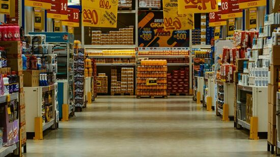 Novo acordo proíbe funcionamento de supermercados aos domingos