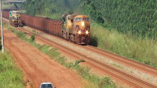 Conheça o trem que liga o Pará ao Maranhão 