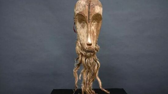 Especialistas do Musée du quai Branly afirmam que máscaras Ngil praticamente desapareceram após 1910