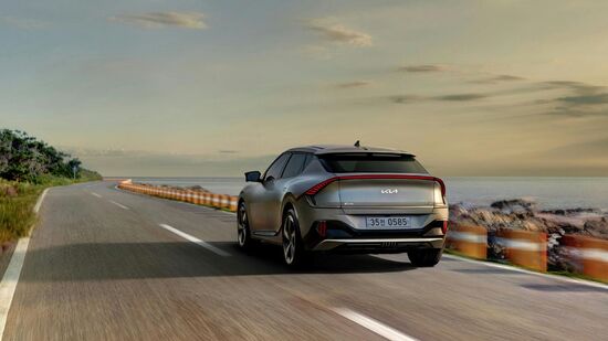 Motores elétricos são bem mais eficientes que motores a combustão