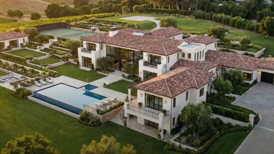 Mansão no bairro de Bel Air, em Los Angeles