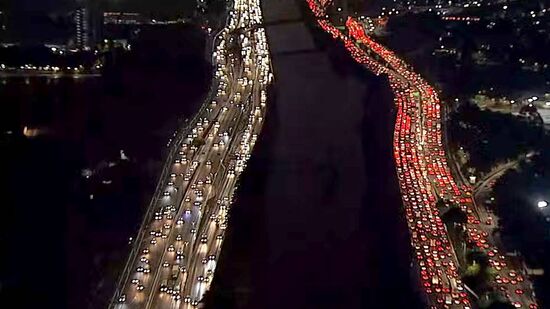 Cinco zonas de São Paulo registraram mais de 100 km de lentidão cada