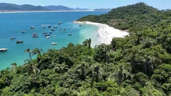 Saiba quanto custa ir ao 'Caribe catarinense'