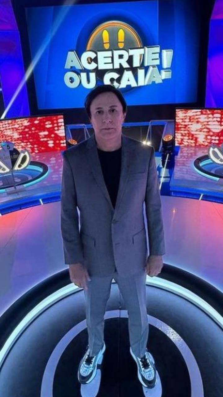 Programa é apresentado por Tom Cavalcante, na Record, todos os domingos
