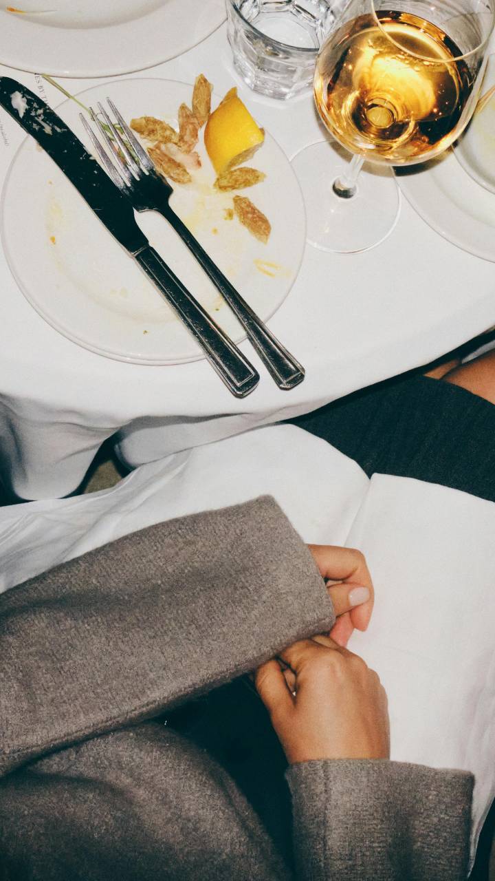 Posição dos talheres é muito importante na comunicação entre restaurante e cliente