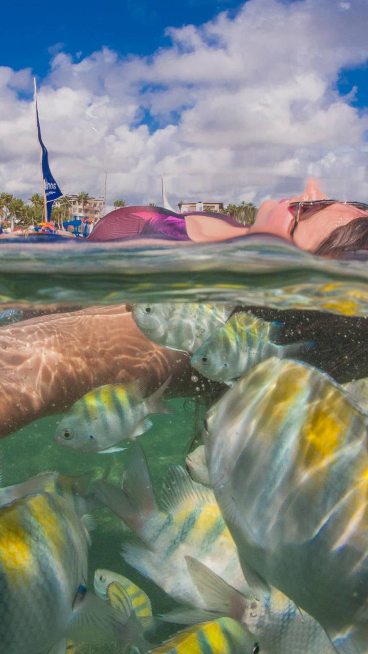 Local de águas cristalinas é uma das 25 melhores praias do mundo