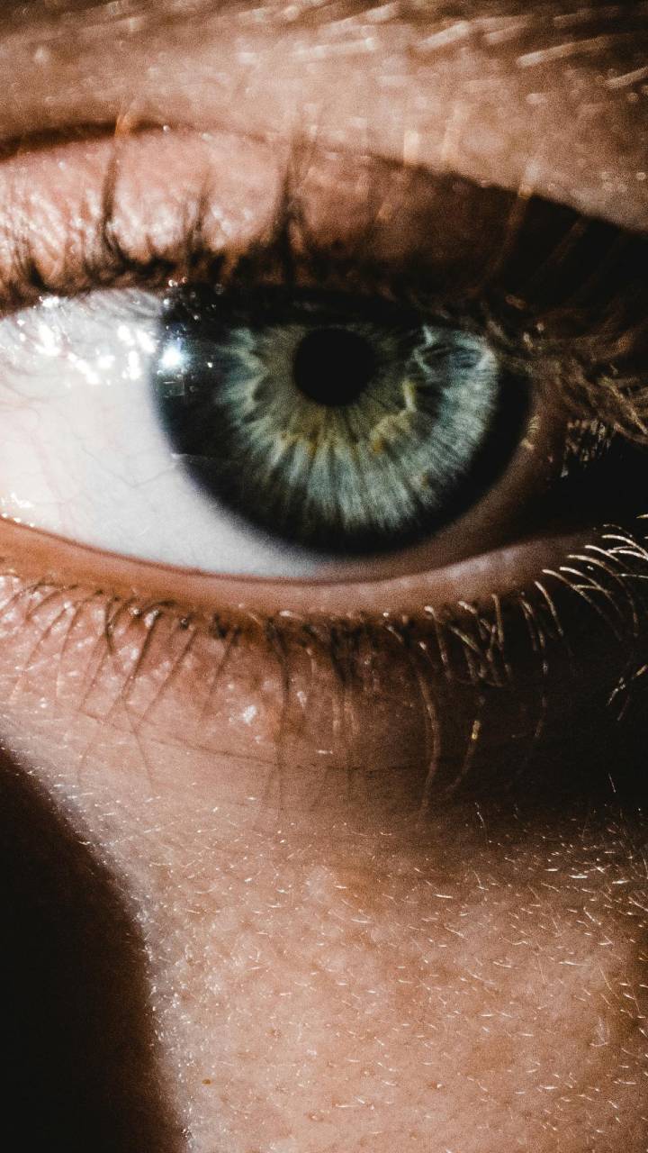 Veja como testes simples nos olhos ajudam na prevenção do Alzheimer