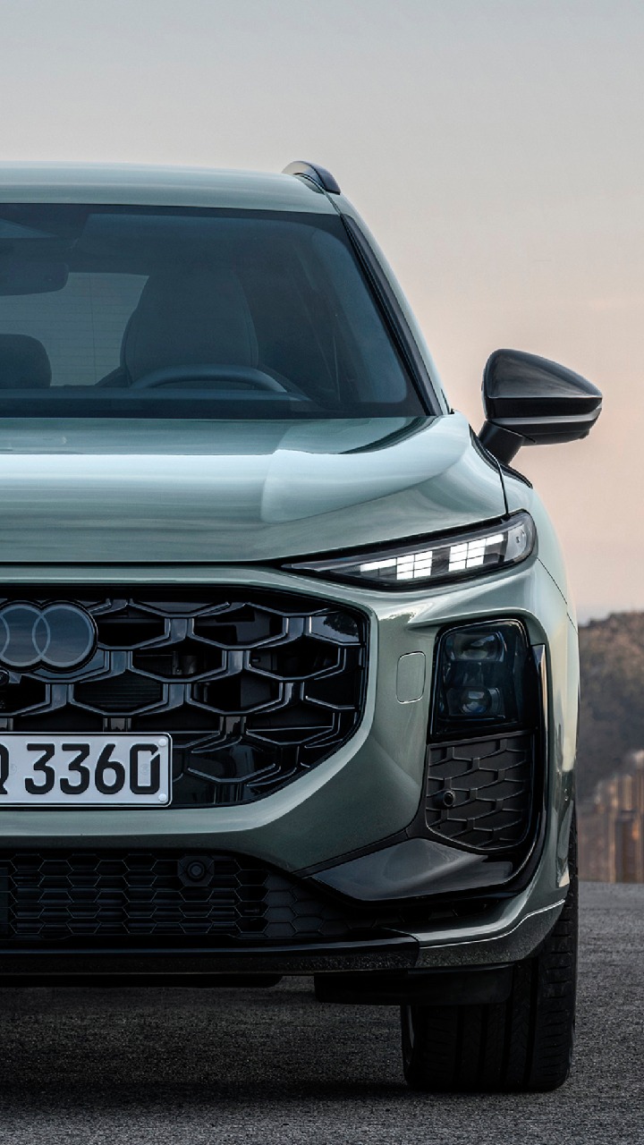 Terceira geração do Audi Q3 chega à linha de produção brasileira