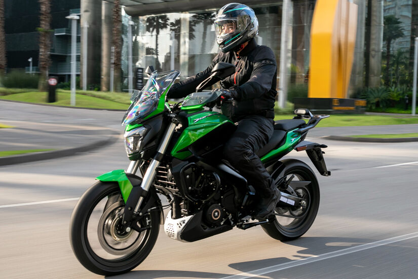 Bajaj Dominar 400 - Foto: Divulgação