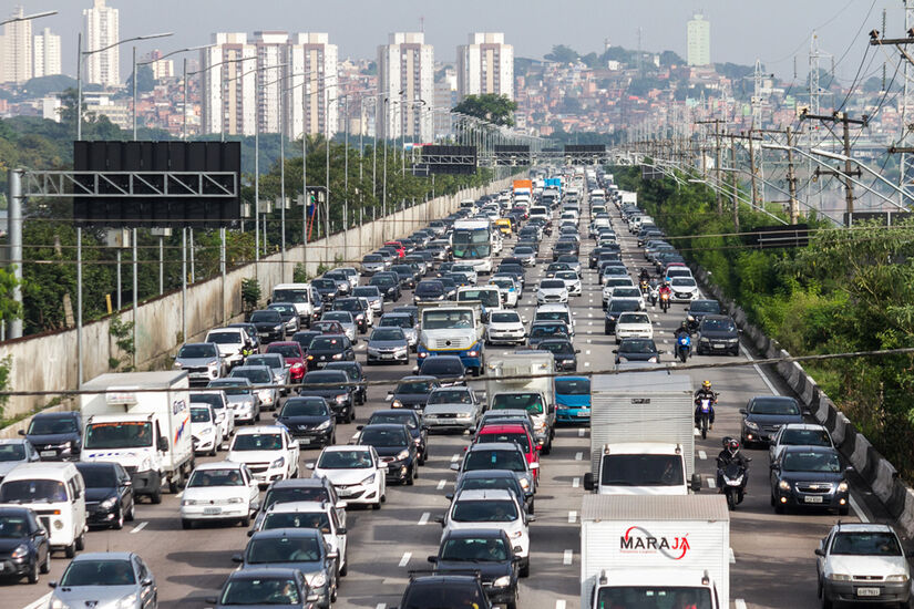 Transito na Marginal Pinheiros - Foto: Marivaldo Oliveira/Folhapress