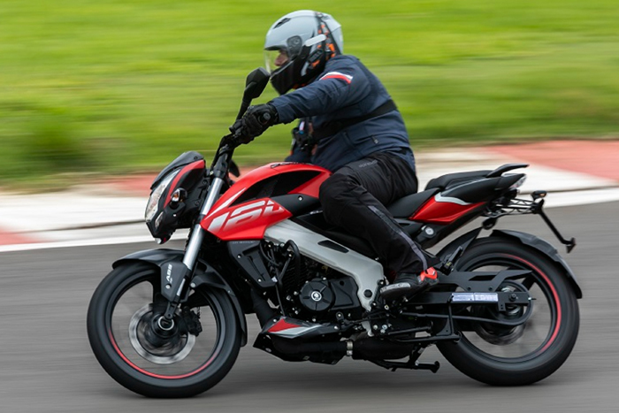 Bajaj Dominar 160 - Foto: Divulgação