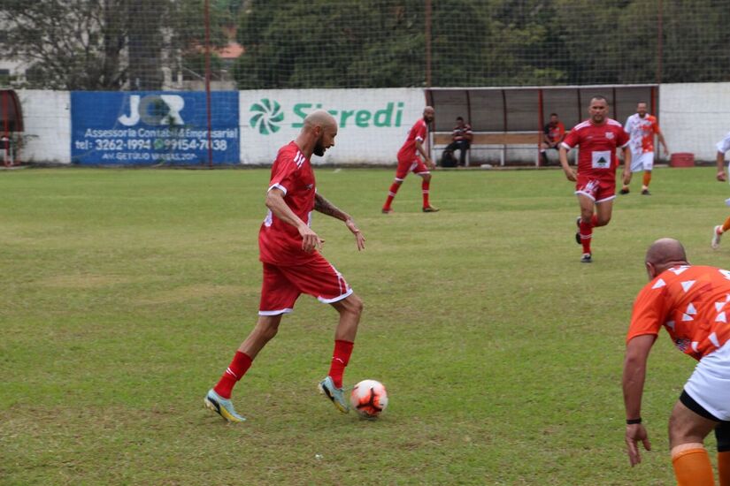 Na manhã deste domingo (28) aconteceu a terceira rodada da Taça João Rubini de Futebol Veterano  Categoria Quarentão/ Divulgação PMPF