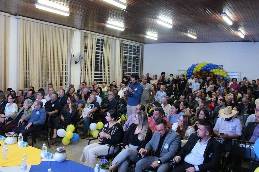 Moradores de Porto Feliz participaram de evento de prestação de contas na semana passada. 