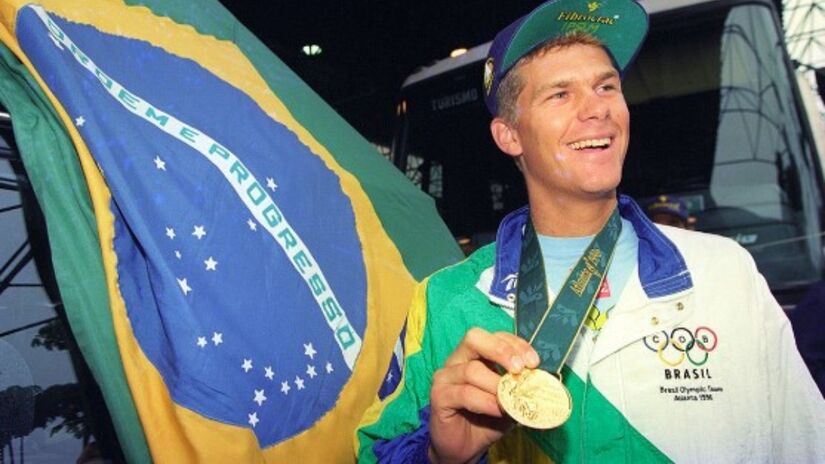 Robert Scheidt ganhou 5 medalhas nas olimpíadas no total, 2 de ouro, 2 de prata e 1 de bronze. / Foto: Divulgação/Instagram @robert.scheidt