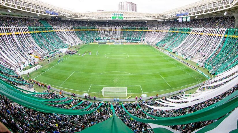 Os torcedores do Palmeiras serão guiados pelos anfitriões pelas dependências da arena, em um passeio repleto de interatividade, curiosidades, bastidores dos grandes shows, jogos e eventos - (Divulgação/SE Palmeiras)