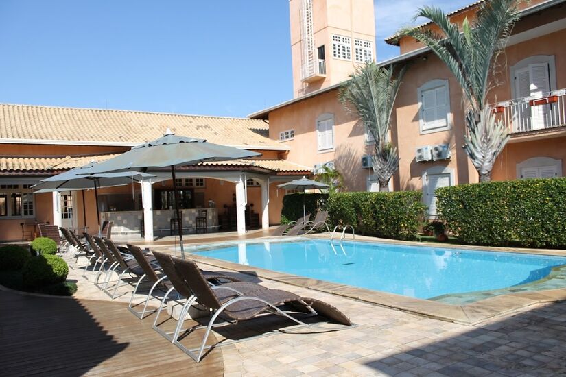 Piscina no Hotel Cordialle - (Foto: Divulgação/Hotel Cordialle)