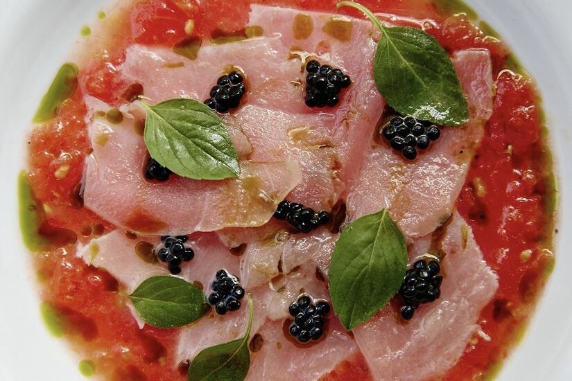 Prato "crudo", uma das opções do "Mamma Vanzetto". Foto: Reprodução/@mammavanzetto