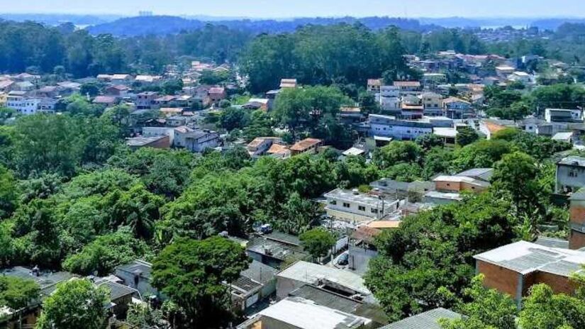 O Jardim Herculano, também na Zona Sul, é outro bairro que figura entre os mais violentos de São Paulo. Embora a presença de áreas verdes seja um ponto positivo, ela também facilita a ação de criminosos. Só em 2014, o Jardim Herculano foi o quarto bairro mais violento da cidade, com 40 homicídios dolosos, 37 estupros e 0 latrocínios. / Foto: Google Maps/Kervin Charles