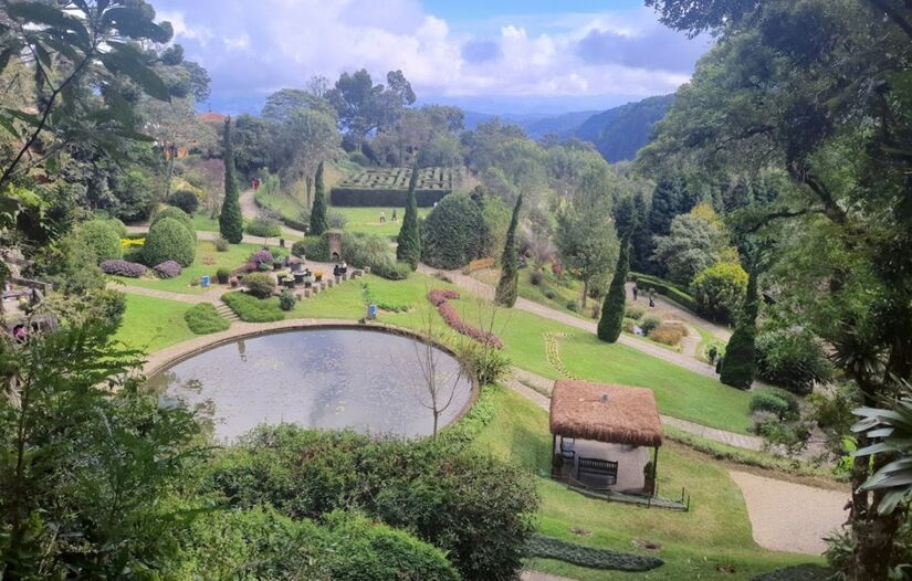 O Parque Amantikir é um dos principais pontos turísticos para conhecer em Campos do Jordão. / Foto: Saberes da Suka/Google Reviews