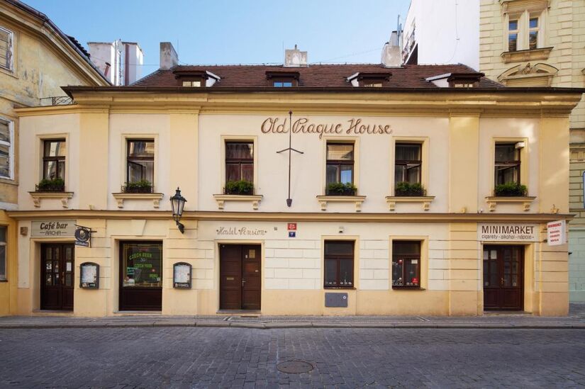 2 - Cerveja em Praga, República Checa - Old Prague House, Praga (Foto: Divulgação/Booking)