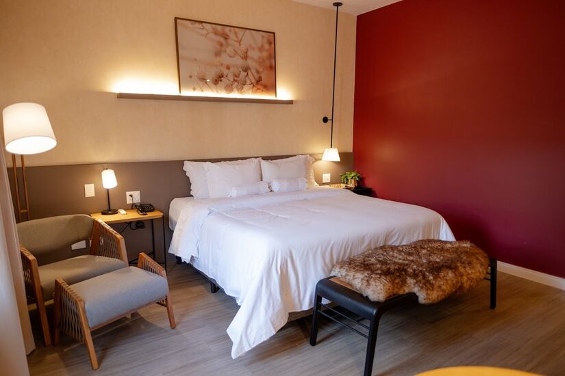 Quarto no Hotel Cordialle - (Foto: Divulgação/Hotel Cordialle)