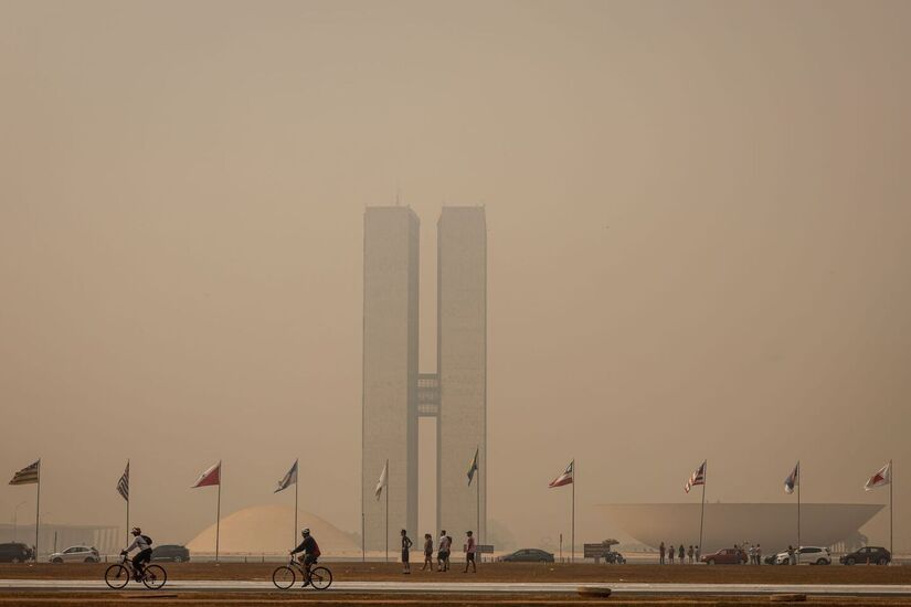 A fumaça das queimadas do interior de São Paulo chegaram até Brasília - (Marcelo Camargo/Agência Brasil)