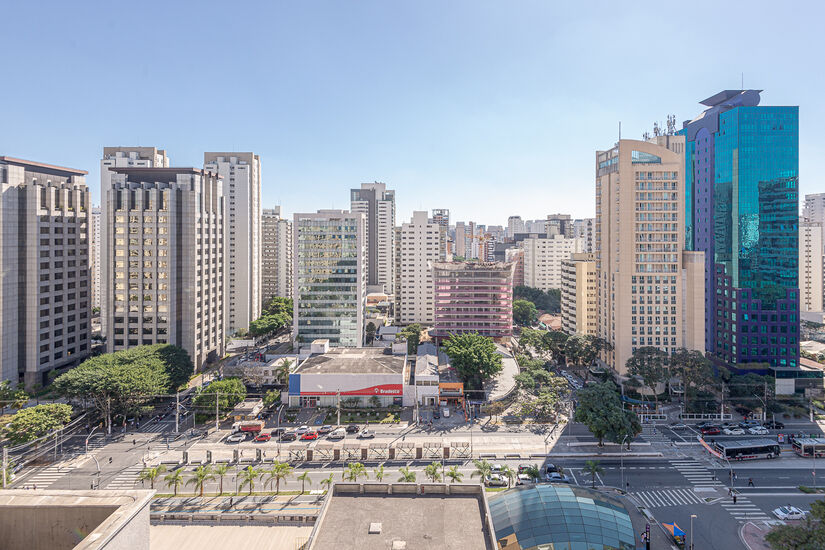 Outro bairro chique de São Paulo, Moema é conhecida pela sua atmosfera sofisticada, boêmia e tranquila. É uma boa opção para quem quer morar em uma vizinhança mais próxima do costume residencial, mas que também possui boas opções de lazer. (Rodrigo Pivas/Gazeta de S.Paulo)