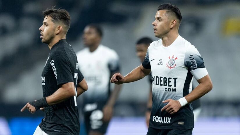 Ángel Romero é jogador do Corinthians enquanto Oscar é jogador do Botafogo. Foto: Agencia Corinthians/Rodrigo Coca