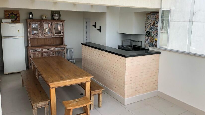 Apartamento conta com área gourmet com churrasqueira

/Foto: Divulgação